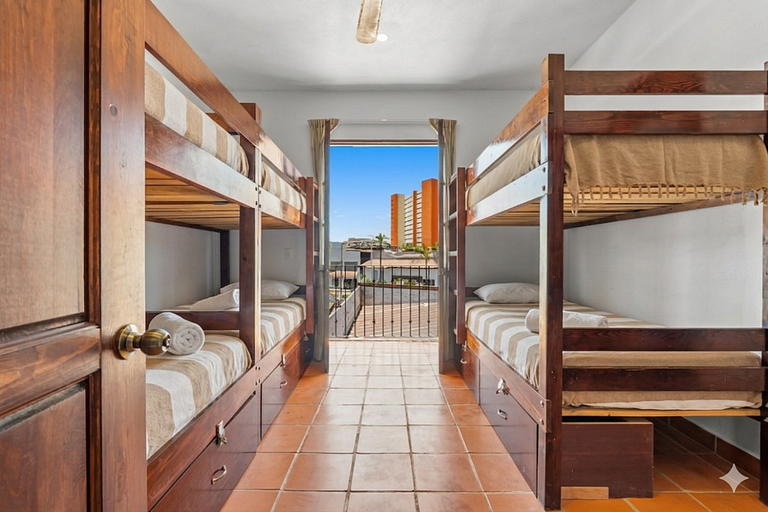 Private Boutique Hotel, Groups up to 48 Guests