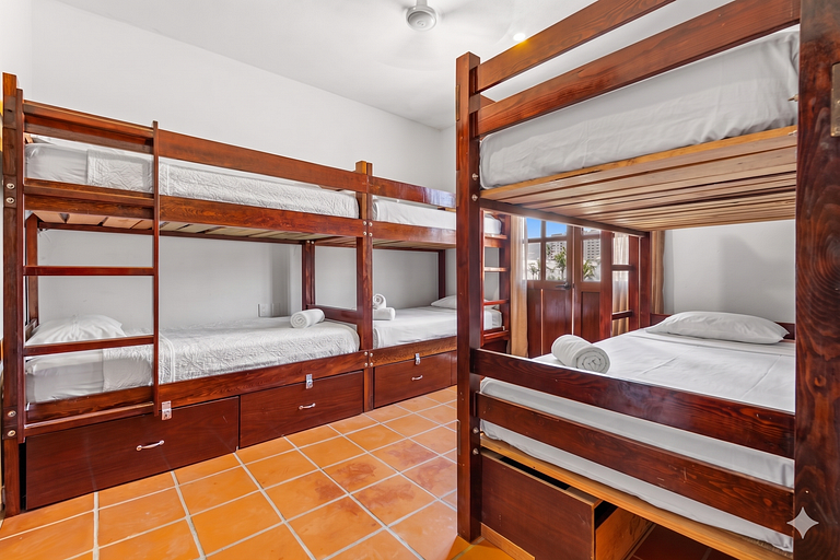 Private Boutique Hotel, Groups up to 48 Guests