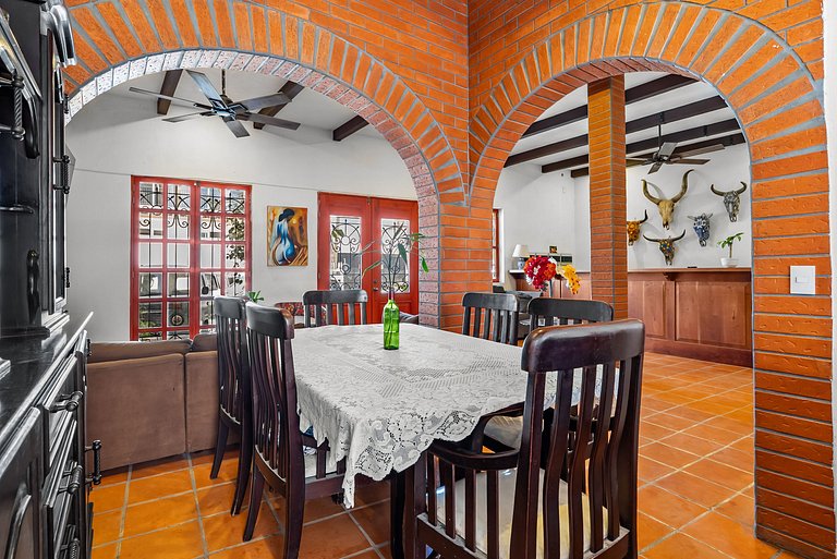 Private Boutique Hotel, Groups up to 48 Guests