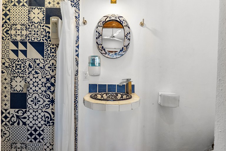 Private Boutique Hotel, Groups up to 48 Guests
