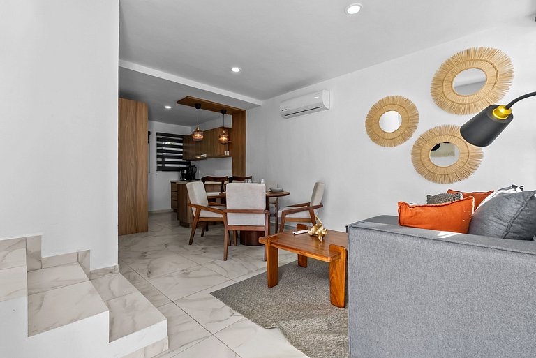 Modern 3-bedroom, 2-bath Home, Pool, Playground