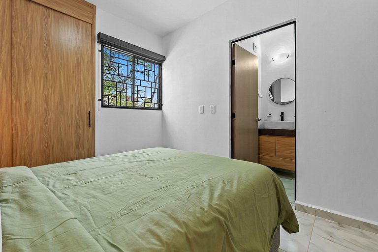 Modern 3-bedroom, 2-bath Home, Pool, Playground