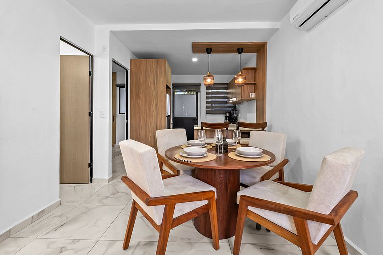 Modern 3-bedroom, 2-bath Home, Pool, Playground