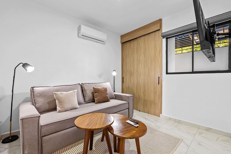 Modern 3-bedroom, 2-bath Home, Pool, Playground