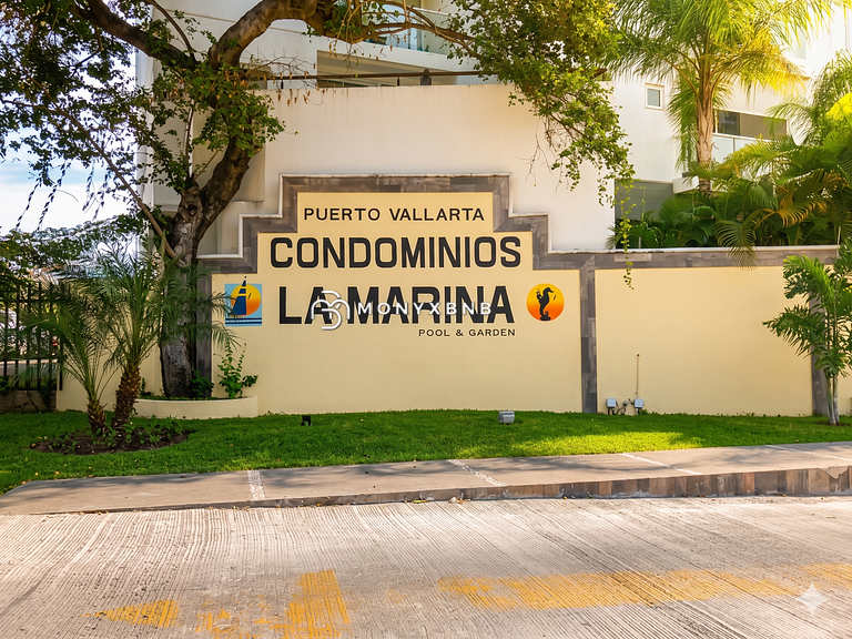 Gran Marina, 4 habitaciones, 2 baños, estacionamiento