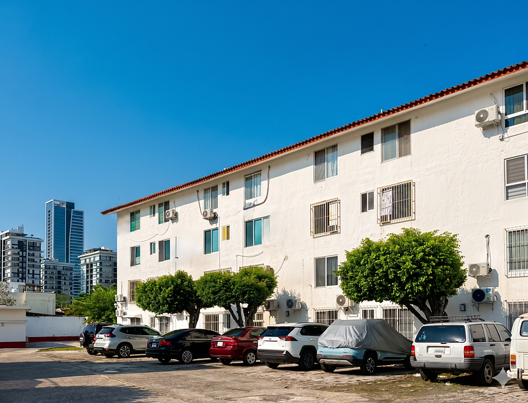 ¡Ven y disfruta Puerto Vallarta! Condos La Marina