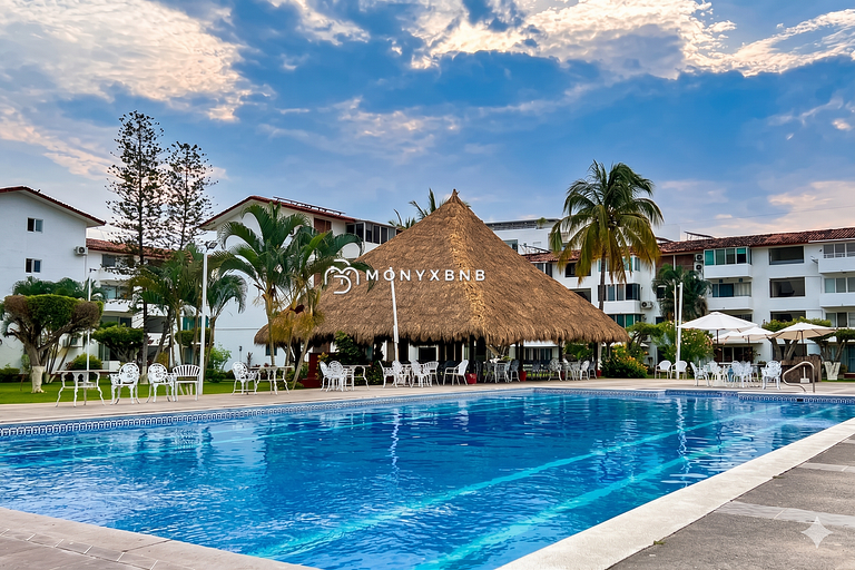 Gran Marina, 4 habitaciones, 2 baños, estacionamiento