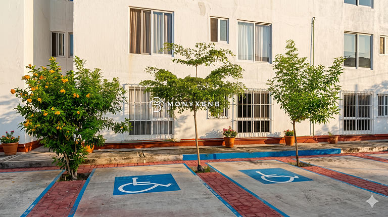 Gran Marina, 4 habitaciones, 2 baños, estacionamiento