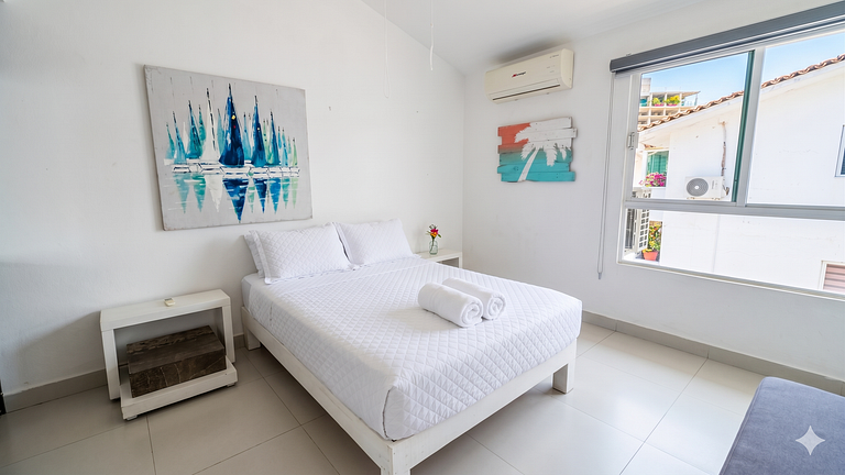 Beautiful apartment in La Marina Condominiums