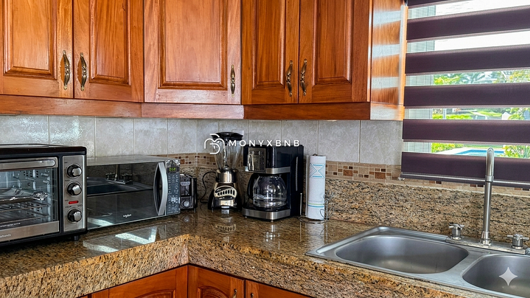 3-Condo Bundle Condominios La Marina: 6BR + Pool