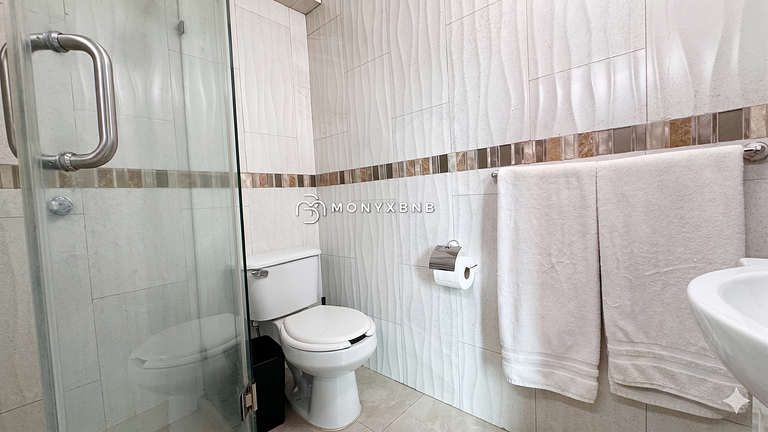 3-Condo Bundle Condominios La Marina: 6BR + Pool
