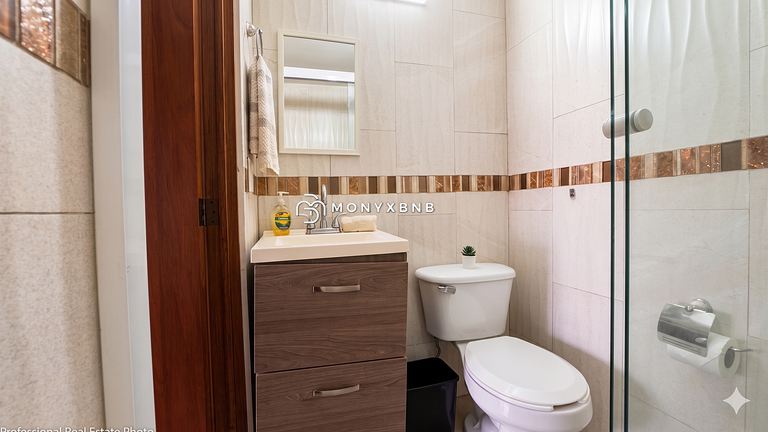 3-Condo Bundle Condominios La Marina: 6BR + Pool