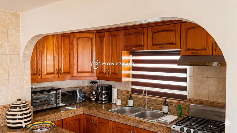 Gran Marina, 4 habitaciones, 2 baños, estacionamiento