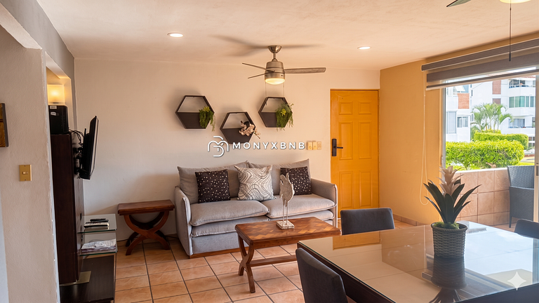 3-Condo Bundle Condominios La Marina: 6BR + Pool
