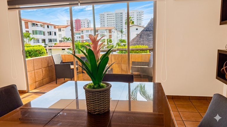 Gran Marina, 6 habitaciones, 4 baños, Parking