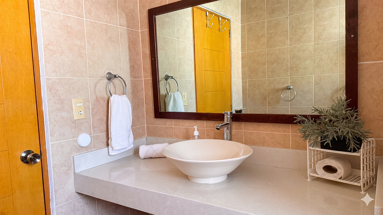 Gran Marina, 6 habitaciones, 4 baños, Parking