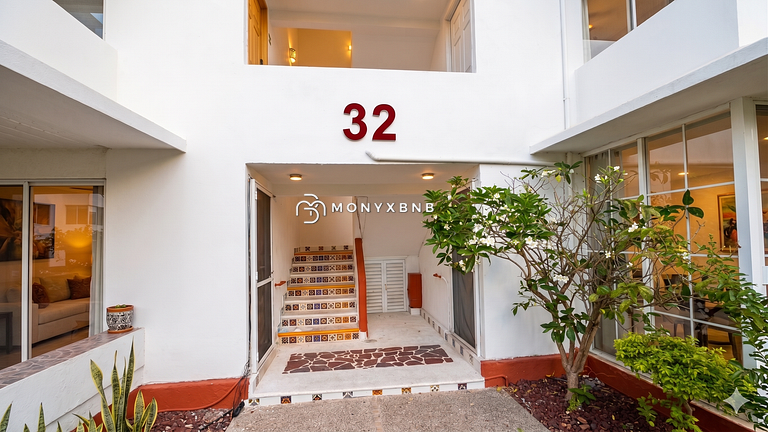 Gran Marina, 4 habitaciones, 2 baños, estacionamiento