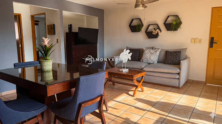 3-Condo Bundle Condominios La Marina: 6BR + Pool