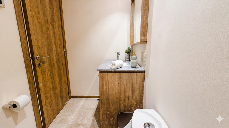 Nima Bay 2-BDR Condo, Balcony, Pool, Marina