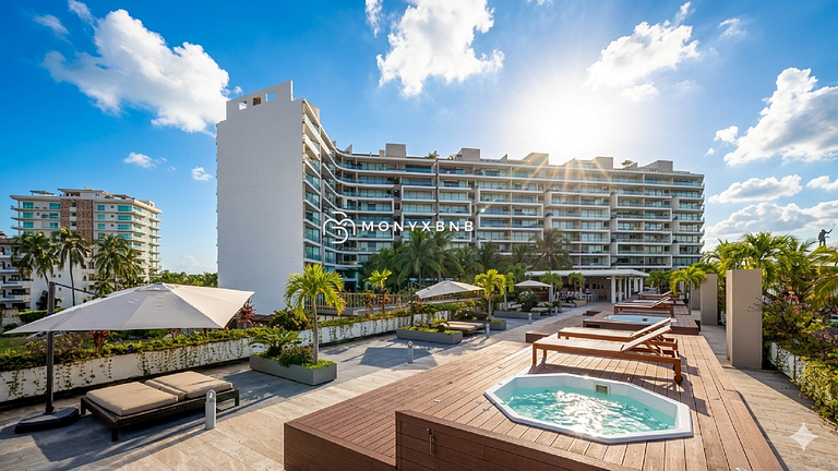 Nima Bay Marina stay: luxury and pool by Monyxbnb