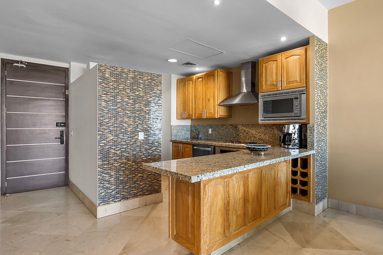 Apartamento de lujo frente a la playa con acceso al complejo