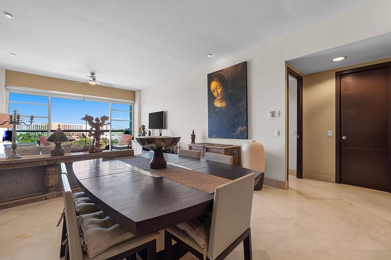 Apartamento de lujo frente a la playa con acceso al complejo