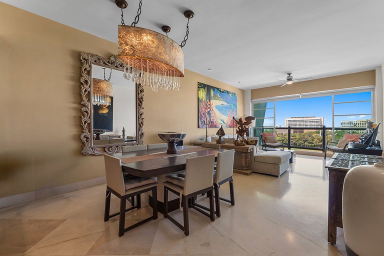 Apartamento de lujo frente a la playa con acceso al complejo