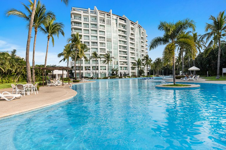 Luxury Condo with Vidanta access, pool and beach