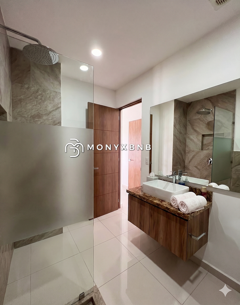 Zoho Skies • 3BR 2Bath Premium Condo