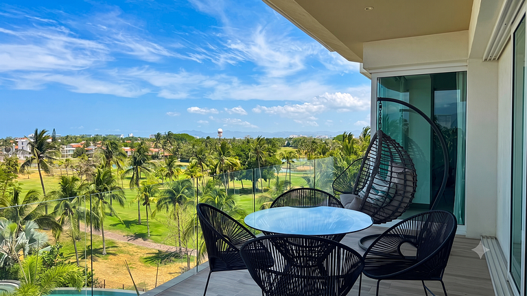 Luxury Vallarta Marina 1BR, 180° Balcony & Golf Views