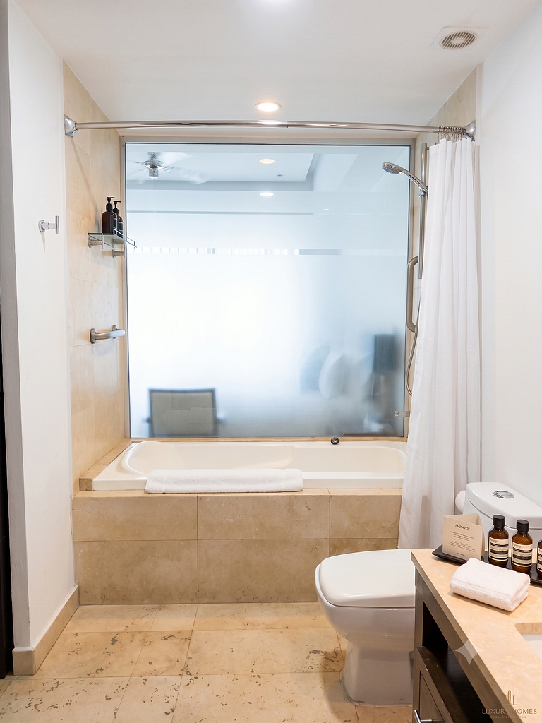 Icon Vallarta · Estilo, Confort y Piscina