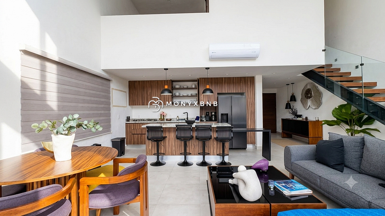 Lujoso apartamento de dos plantas con 3 dormitorios y 3,5 ba