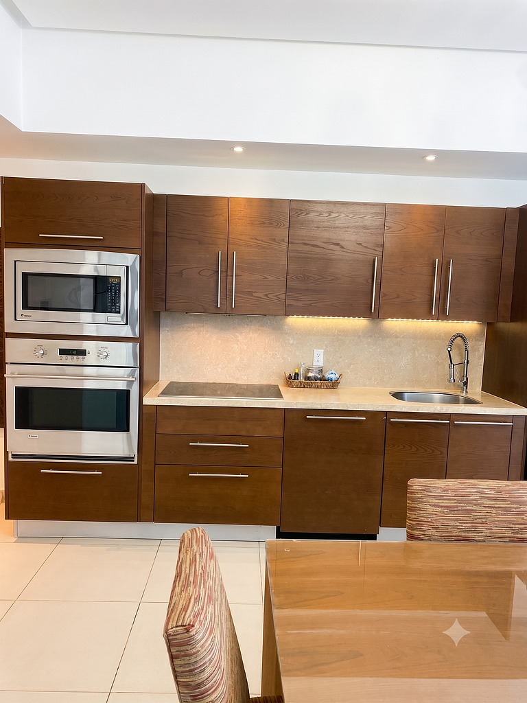 Icon Vallarta · Elegant Condo with Pool Oceanfront