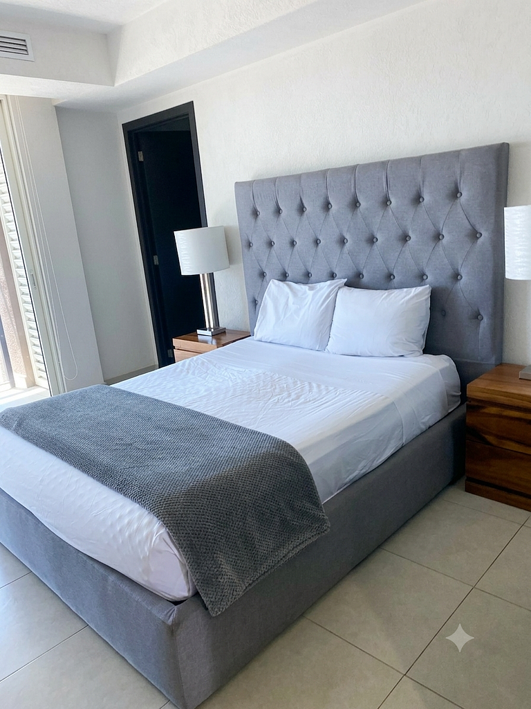 Venetian 2BR Panoramic Oceanview