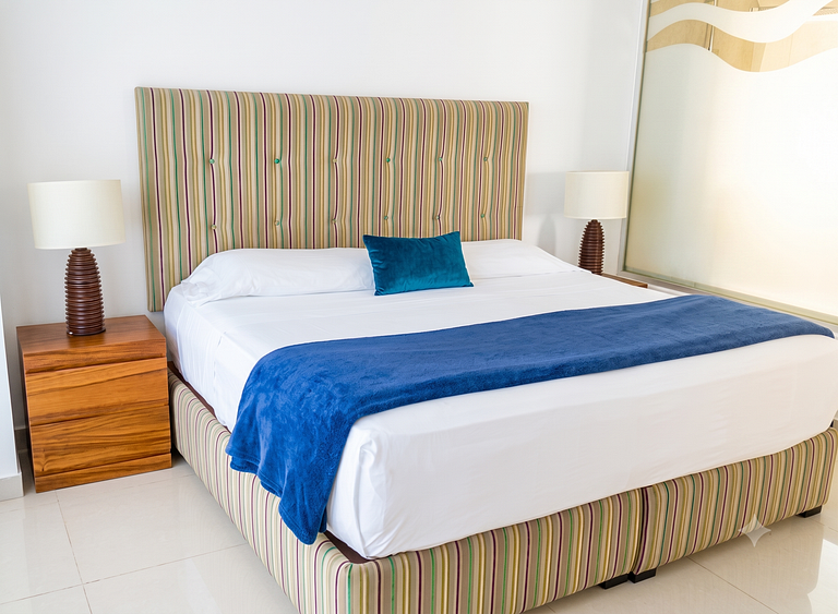 Icon Beachfront Retreat: acceso a piscina y club de 5 estrel
