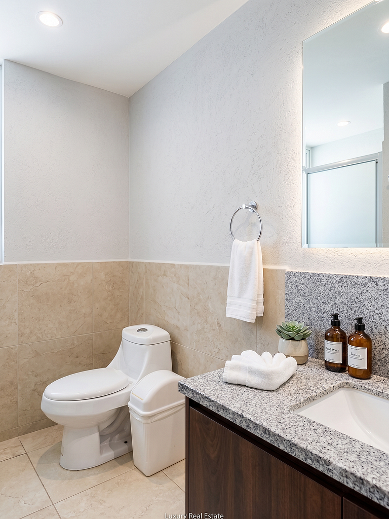 Venetian 1BR Panoramic Oceanview