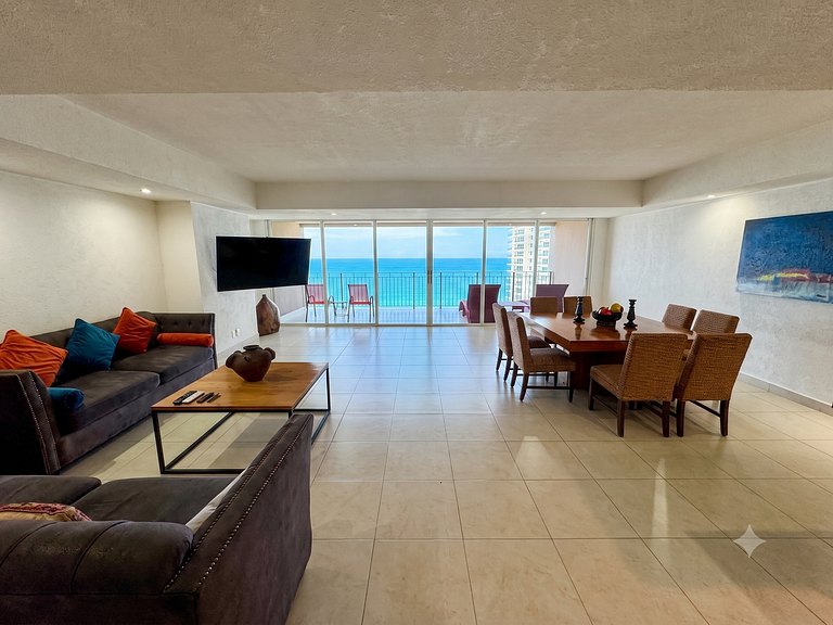 Apartamento de 2 dormitorios en planta alta con vista al mar