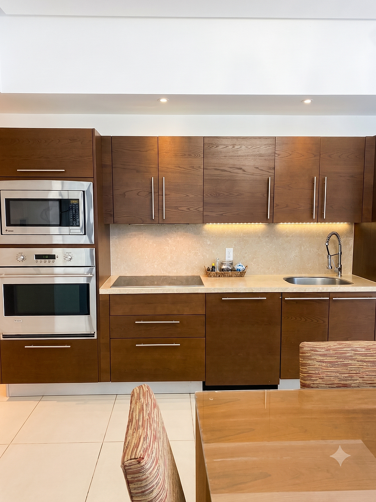 Icon Vallarta · Elegant Condo with Pool Oceanfront