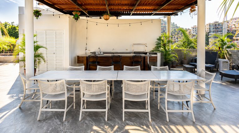 Mountain Views & Comfort | 1BR Near Romantic Zone