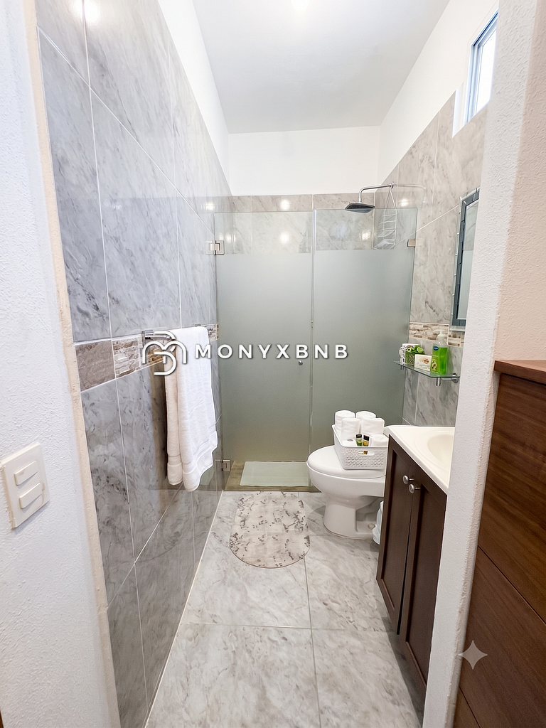 Deluxe Suite Near Romantic Zone and Beach