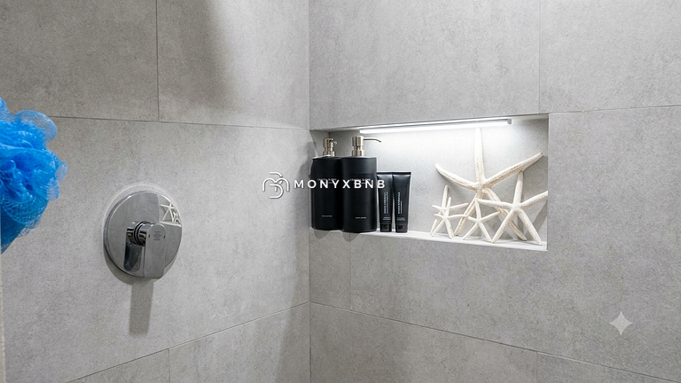 Lujoso apartamento de dos plantas con 3 dormitorios y 3,5 ba