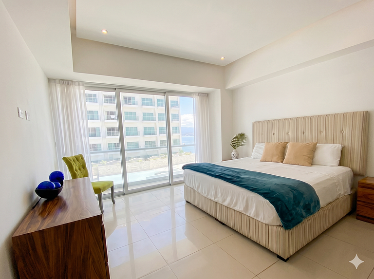 Icon Vallarta Oceanfront Oasis Pool & Beach Club