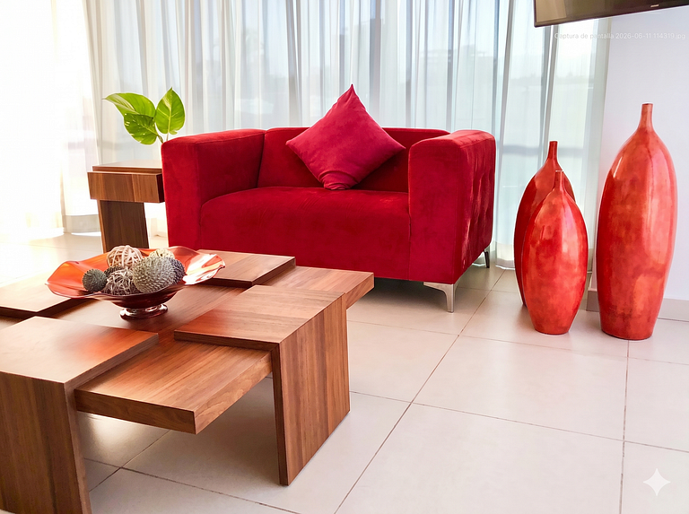 Icon Beachfront Retreat: acceso a piscina y club de 5 estrel