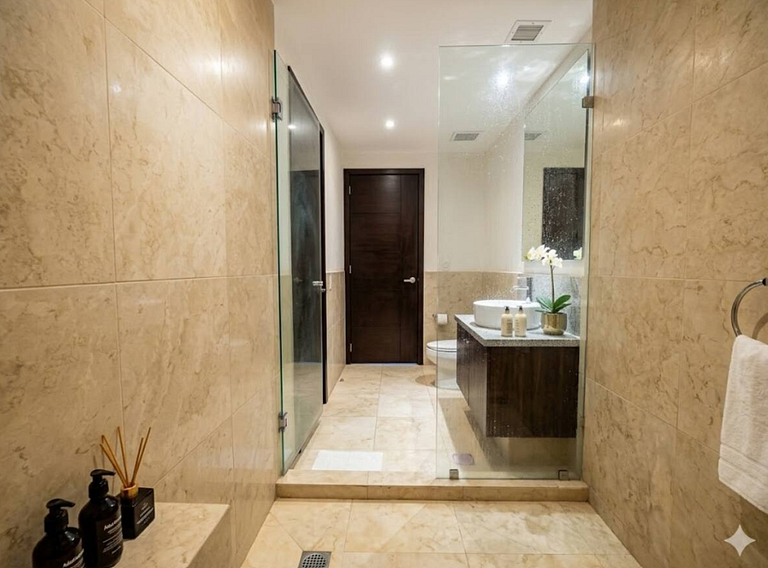 Apartamento de 2 dormitorios en planta alta con vista al mar