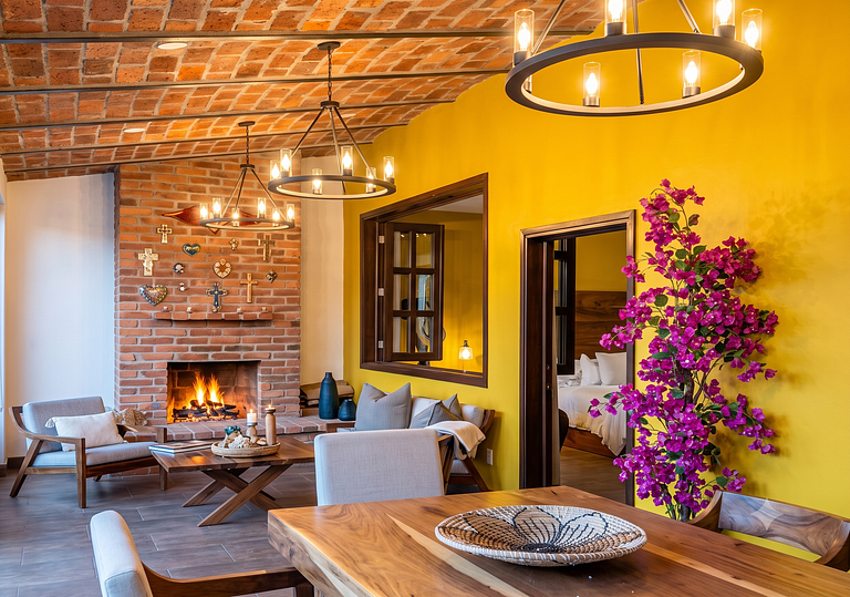 Charming Villa with Terrace & Outdoor Fireplace