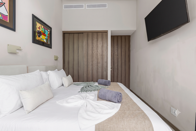 Lujoso Condo Frente al Mar de 2 Cuartos | Marítima Nuevo Val