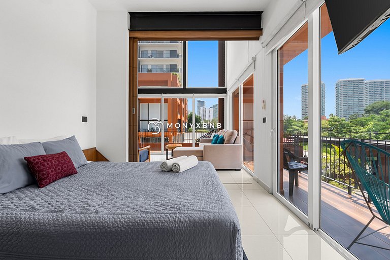 Zoho Skies Urban Vista 2-Story 2-Bdr 2-Bath Condo