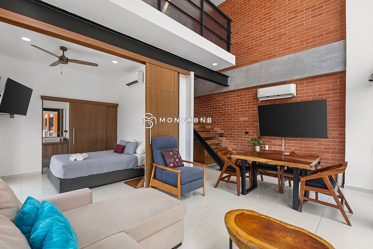 Zoho Skies Urban Vista 2-Story 2-Bdr 2-Bath Condo