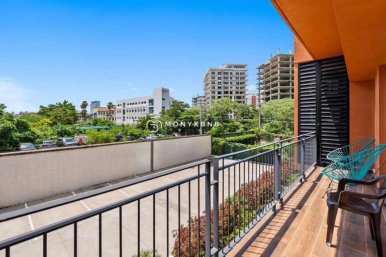 Zoho Skies Urban Vista 2-Story 2-Bdr 2-Bath Condo