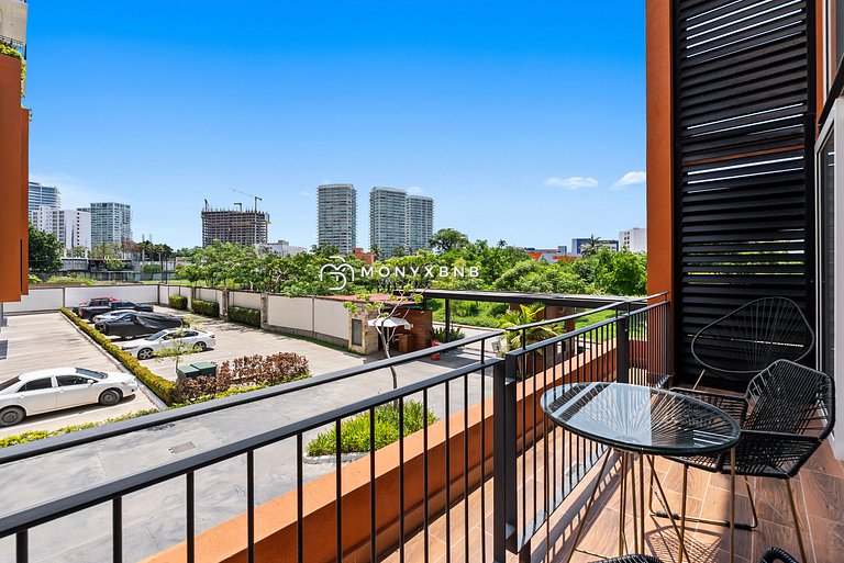 Zoho Skies Urban Vista 2-Story 2-Bdr 2-Bath Condo